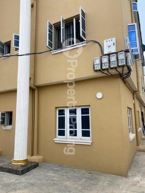 1 bedroom Flat / Apartment for rent Mafoluku Oshodi Lagos
