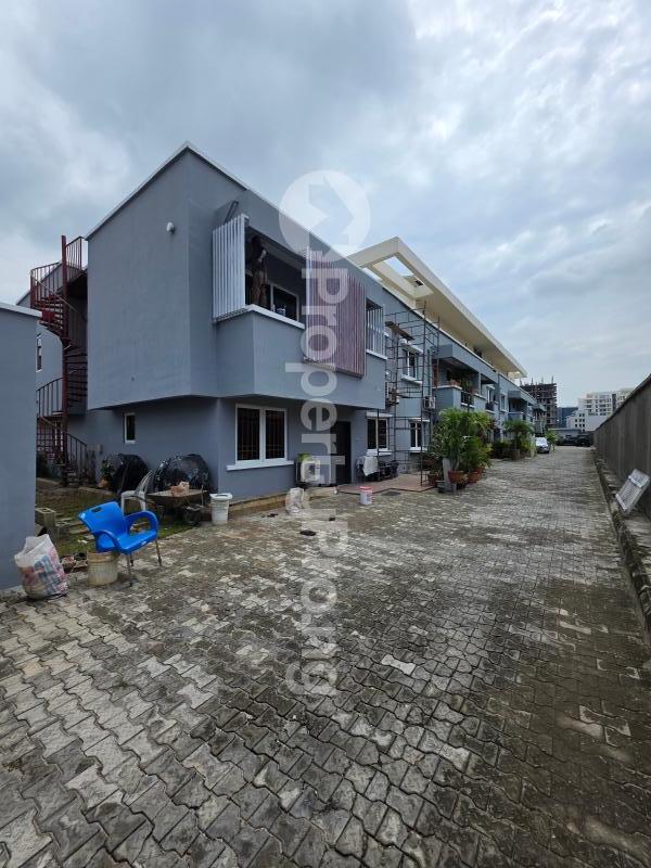 3 bedroom Flat / Apartment for sale Parkview Estate Ikoyi Lagos