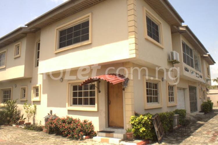 3 bedroom Flat / Apartment for rent 15a Omorire Johnson Off Durosimi Etti Lekki Lekki Lagos