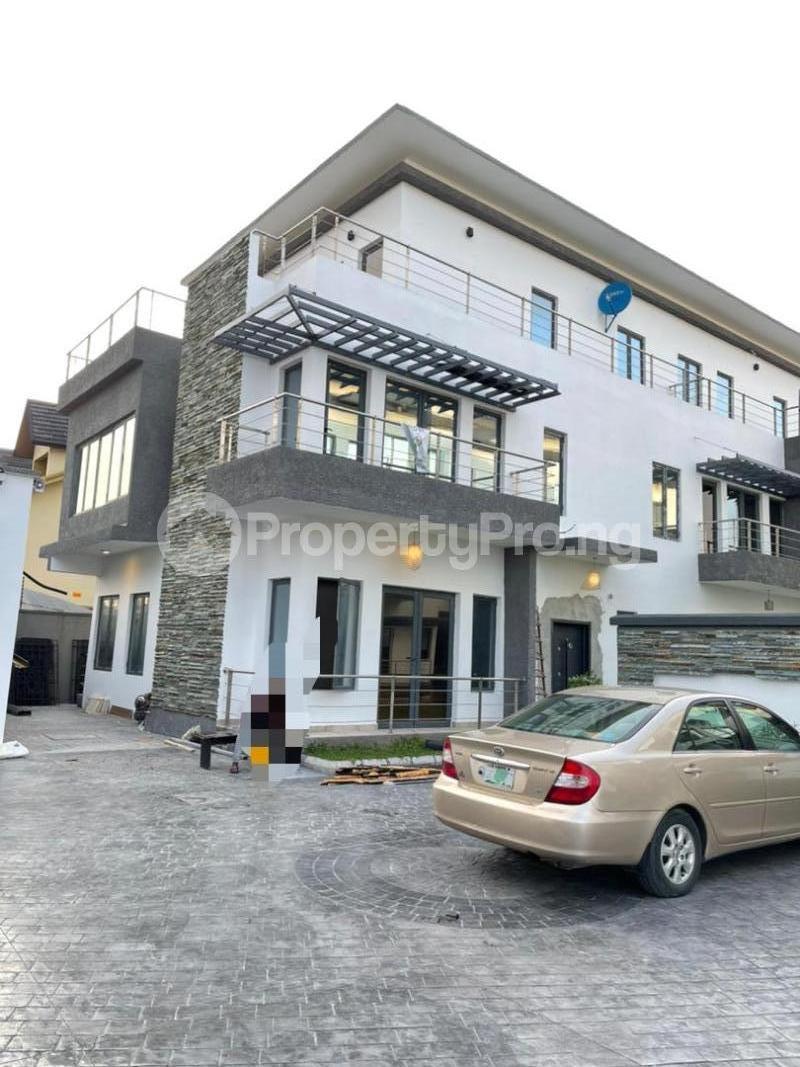 4 bedroom House for sale   ONIRU Victoria Island Lagos