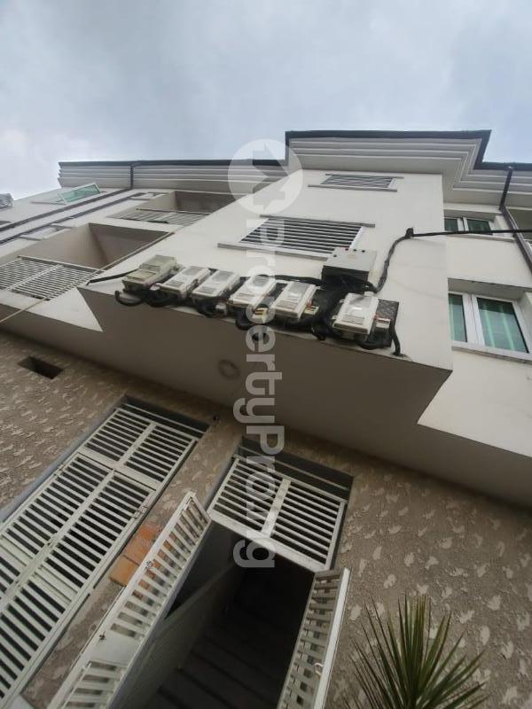 3 bedroom Flat / Apartment for rent Off Adetola Street Axis Aguda Surulere Lagos