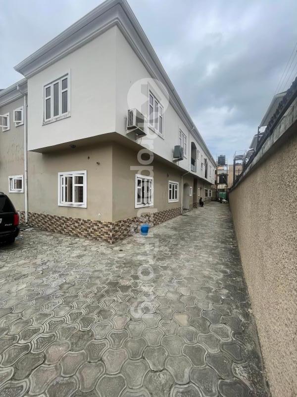 3 bedroom House for rent First Unity Estate Badore Ajah Lagos - 0