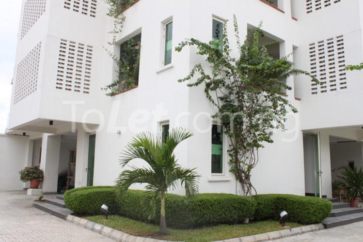 2 bedroom Flat / Apartment for rent Lawani Oduloye Road Lekki Lekki Lagos