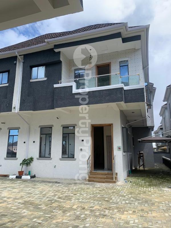 4 bedroom House for sale Lekki Lagos