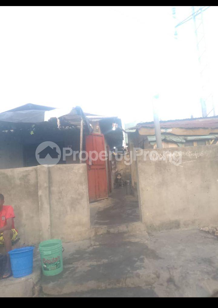 House for sale Olanrewaju Street Mushin Lagos