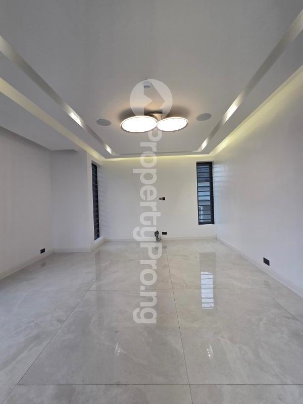 5 bedroom House for sale Adeniyi Jones Ikeja Lagos