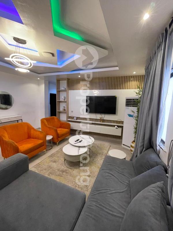 3 bedroom Flat / Apartment for shortlet Onike Yaba Lagos