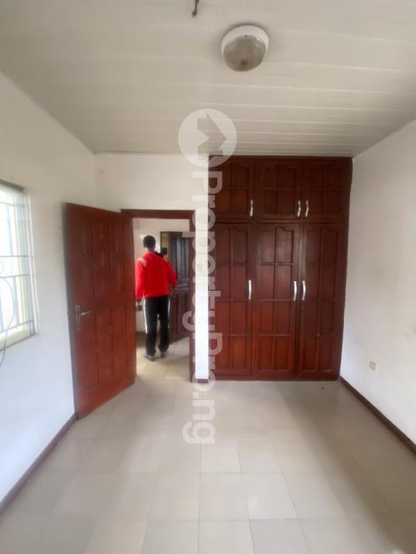Flat / Apartment for rent Lekki Phase 1 Lekki Lagos