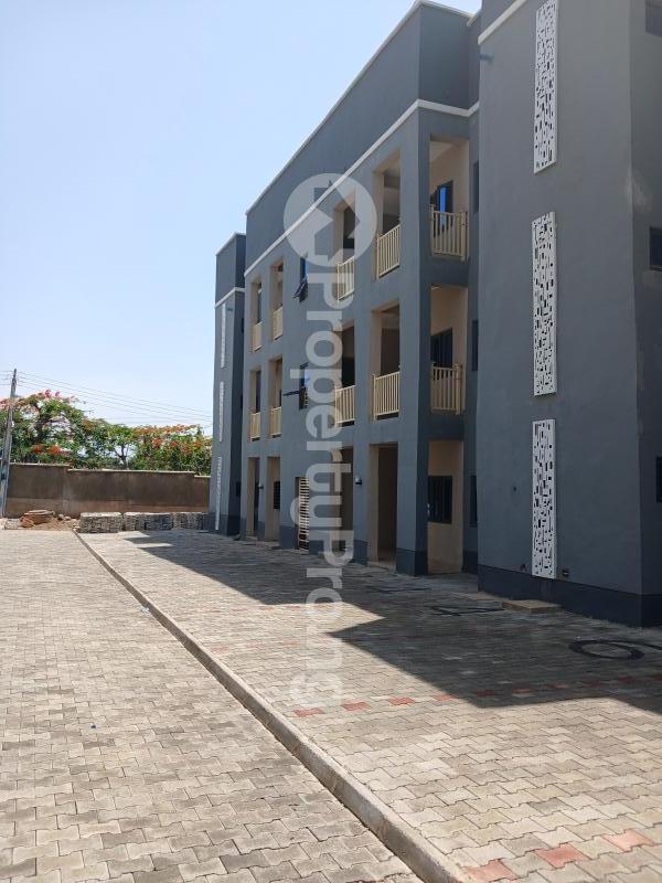 3 bedroom Flat / Apartment for rent Idu Karmo Abuja, After Nizamiyel Hospital ( Turkish Hospital) Idu Abuja