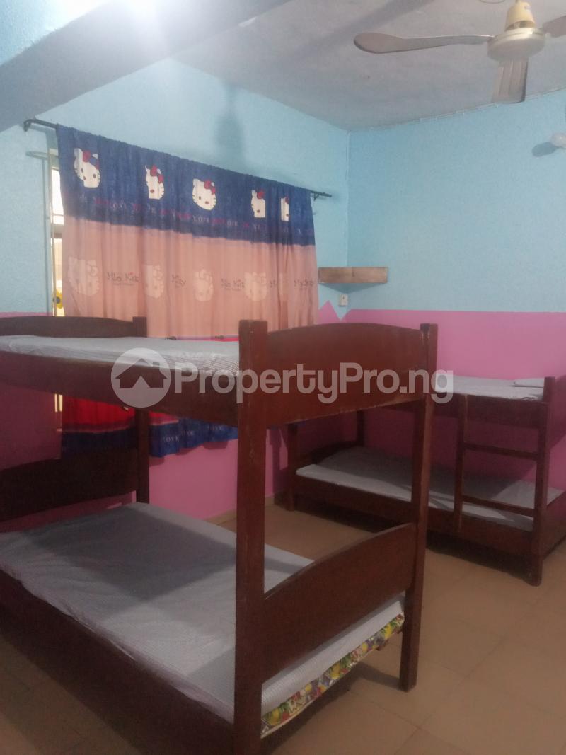 1 bedroom Flat / Apartment for rent Abule-Oja Yaba Lagos