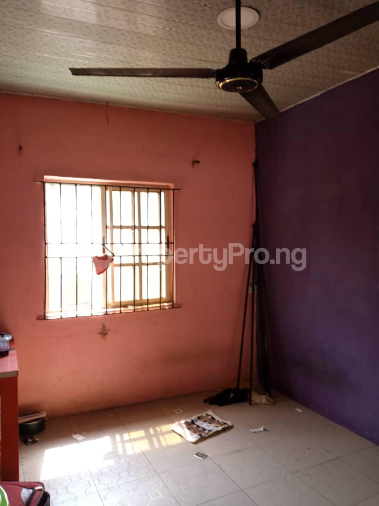 Flat / Apartment for rent Balogun Street Shomolu Shomolu Lagos