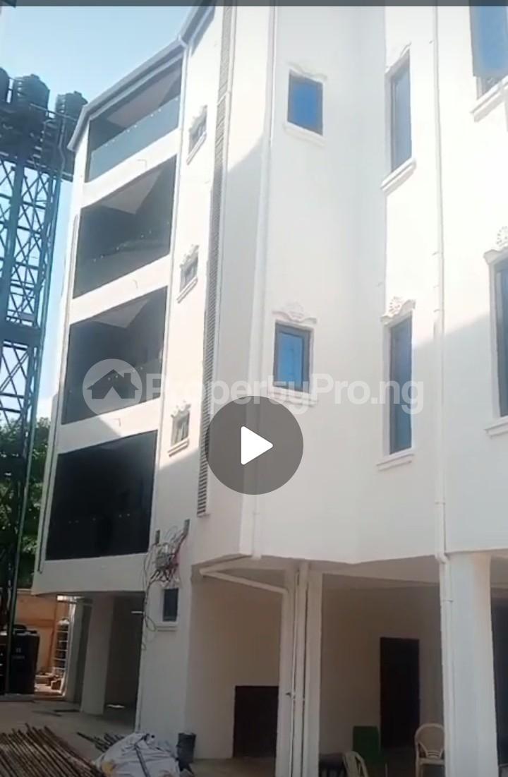 3 bedroom Flat / Apartment for sale Yabatech Quarters Gra Sabo Yaba Lagos