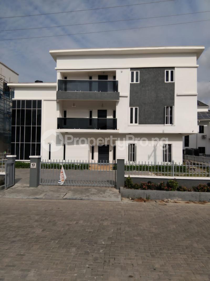 6 bedroom House for sale Victory Park Estate Osapa london Lekki Lagos