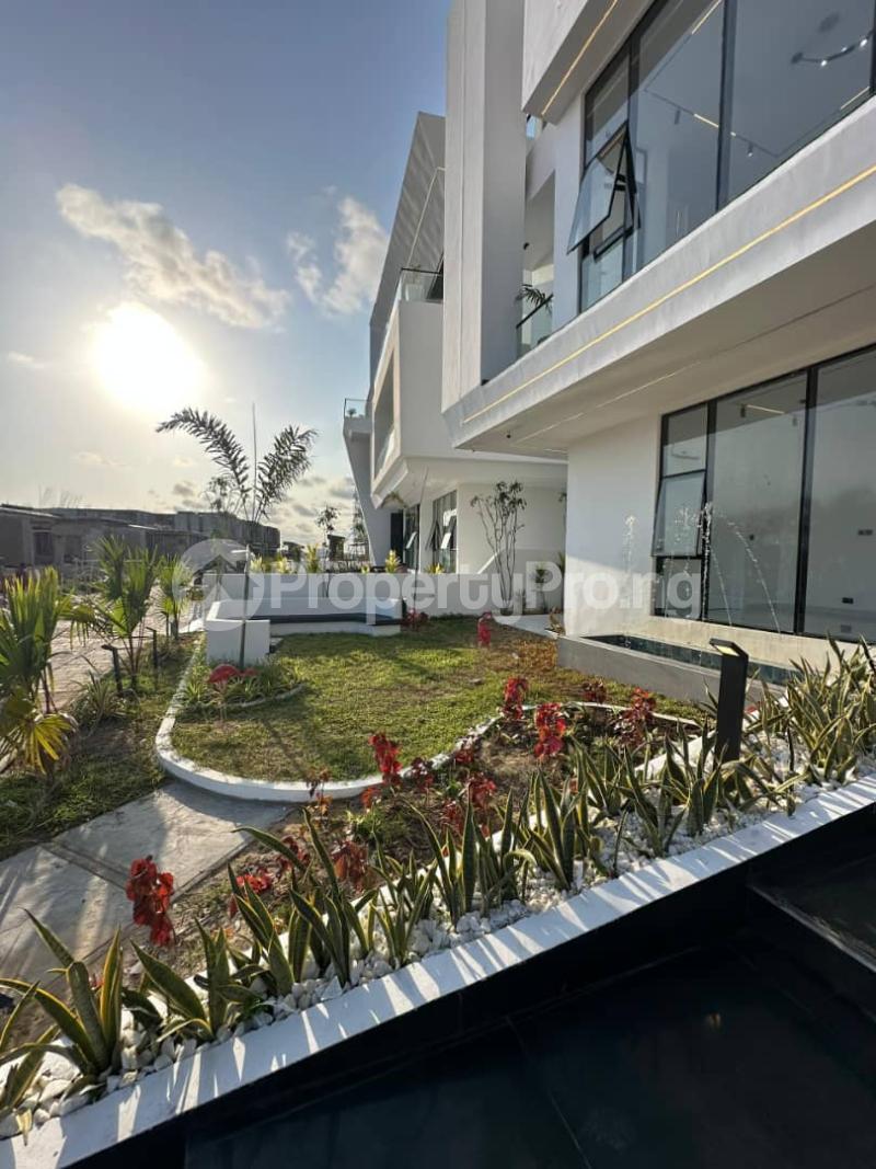 5 bedroom House for sale Osapa london Lekki Lagos - 0