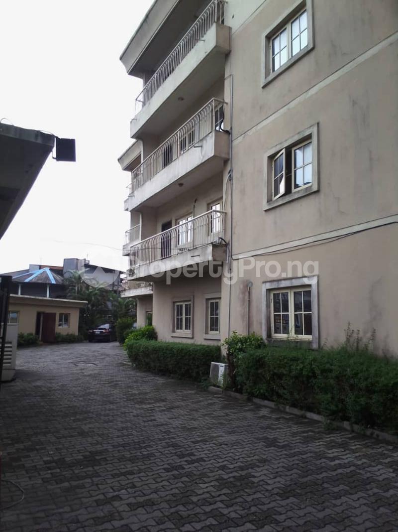 3 bedroom Flat / Apartment for rent Lekki Phase 1 Lekki Lagos