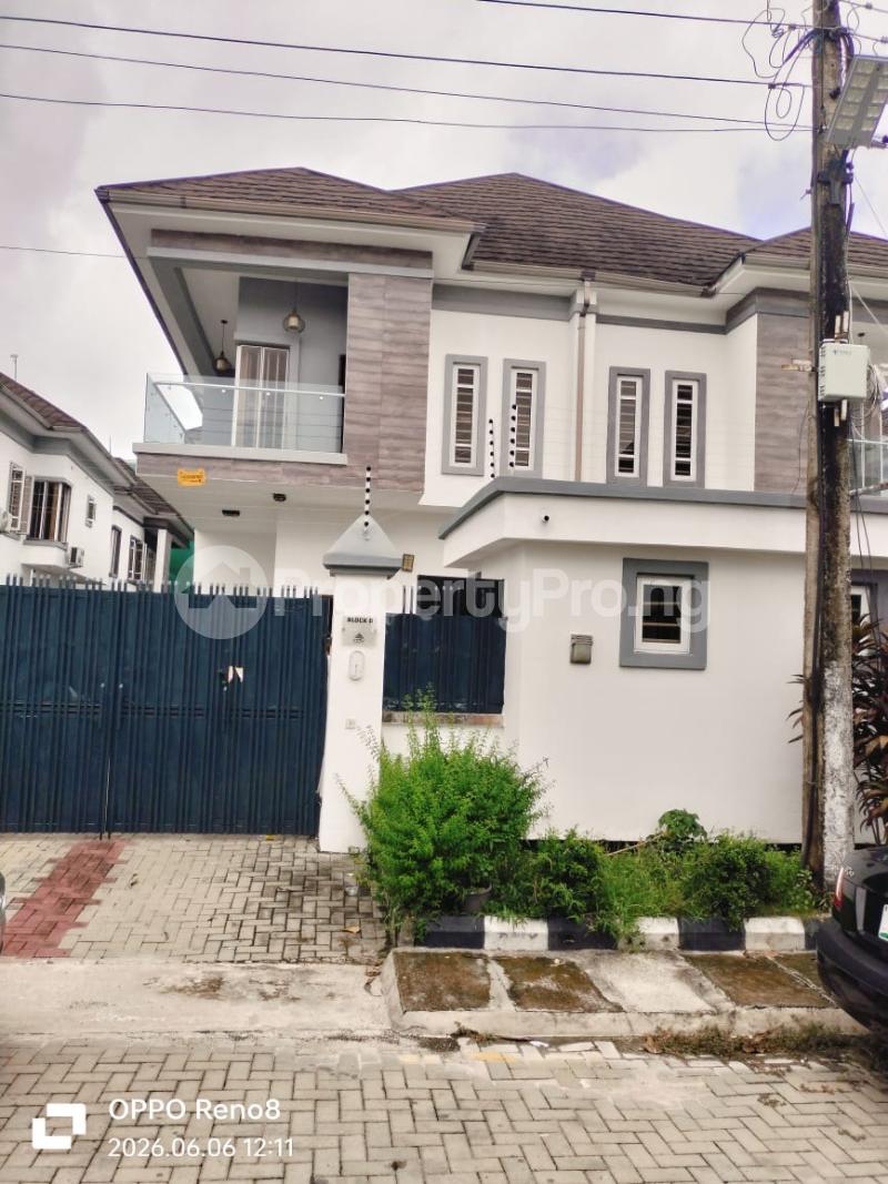 4 bedroom House for sale White Oak Estate Ologolo Lekki Lagos