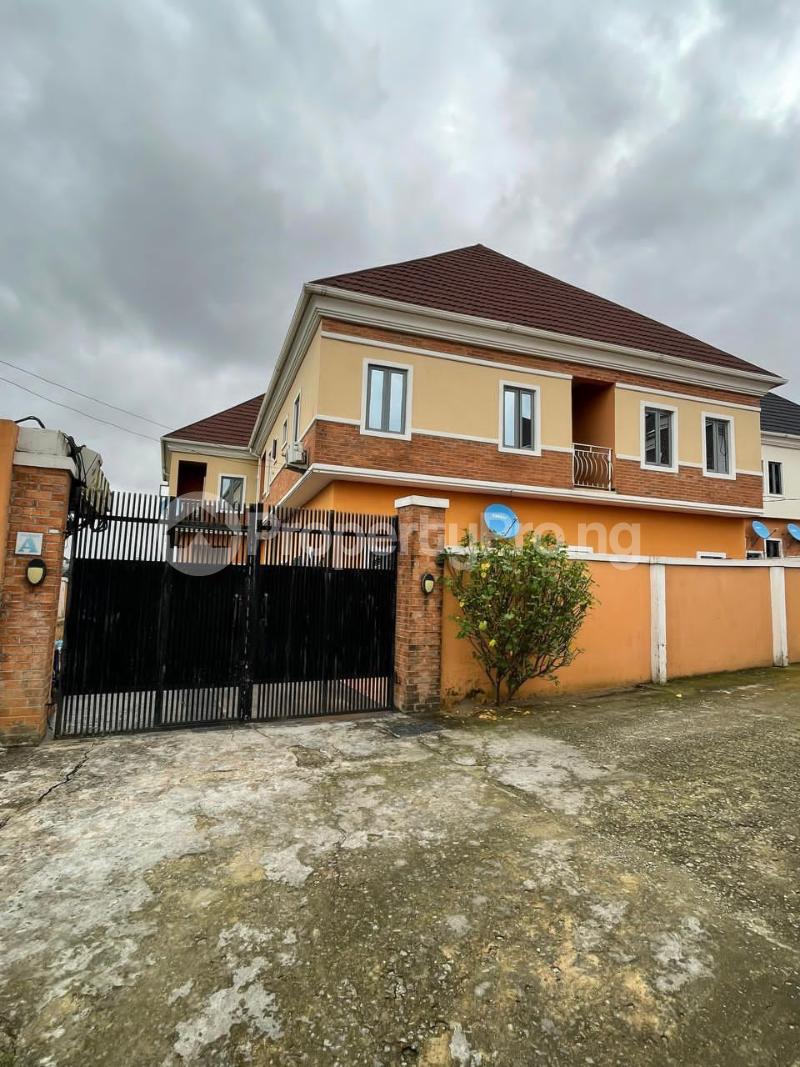 House for sale Omole phase 2 Ojodu Lagos