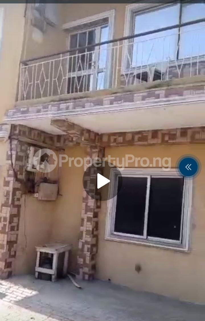 3 bedroom House for sale Surulere Lagos