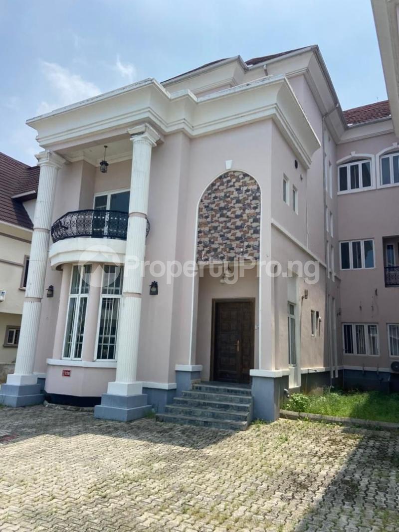 5 bedroom House for sale Acacia Grove, Osapa london Lekki Lagos