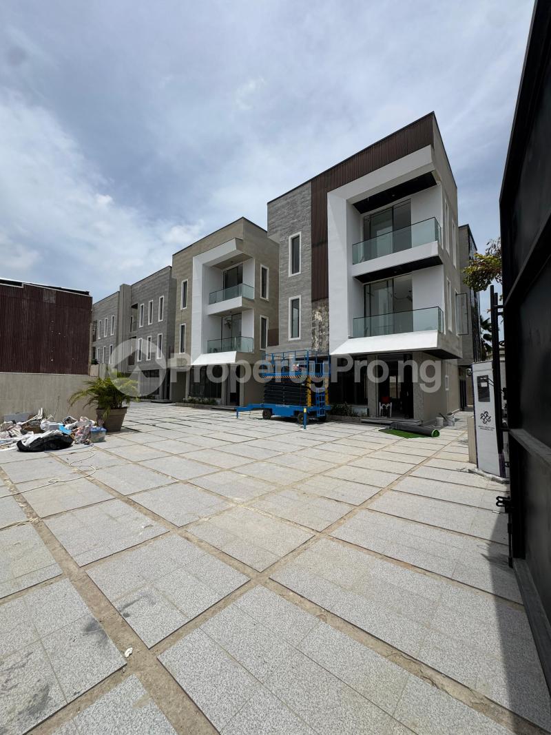 4 bedroom House for sale Parkview Estate Ikoyi Lagos