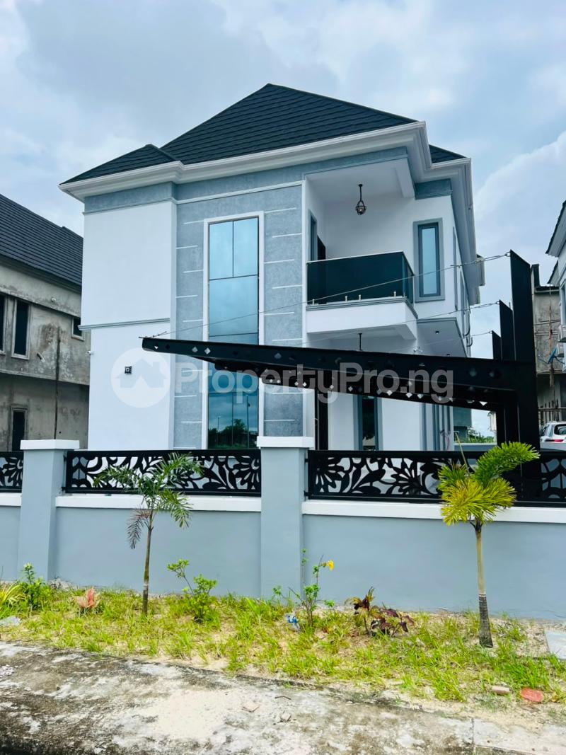 5 bedroom House for sale Sapphire Garden Awoyaya Ajah Lagos