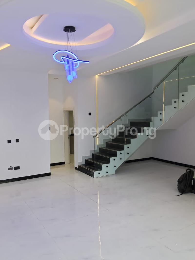 4 bedroom House for rent Abraham adesanya estate Ajah Lagos