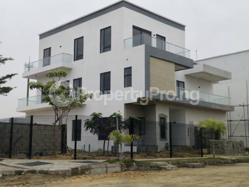 5 bedroom House for sale Chevron Lekki Lagos