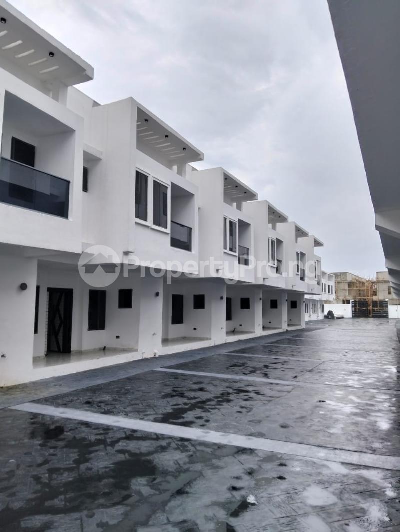 3 bedroom House for sale Orchid Hotel Road 2nd Toll Gate Lekki Lagos