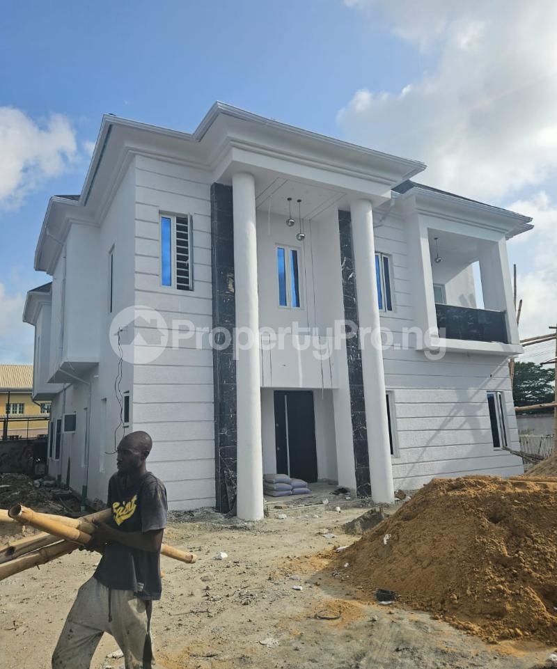 5 bedroom House for sale Pinnock Beach Estate Osapa london Lekki Lagos