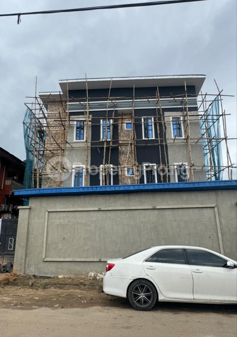 3 bedroom Flat / Apartment for sale CMD Road Kosofe/Ikosi Lagos