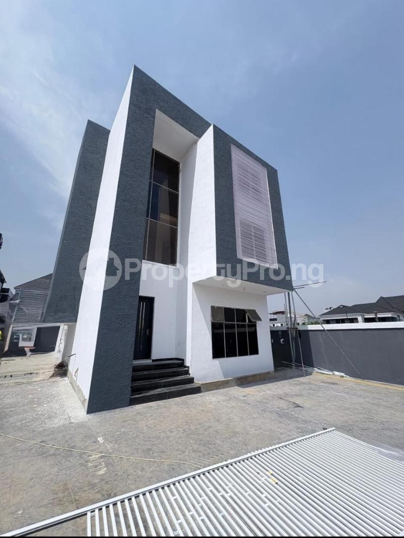 4 bedroom House for sale Akobo Ibadan Oyo