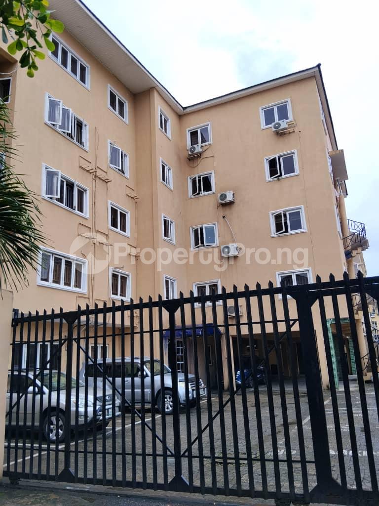 3 bedroom Flat / Apartment for rent ONIRU Victoria Island Lagos