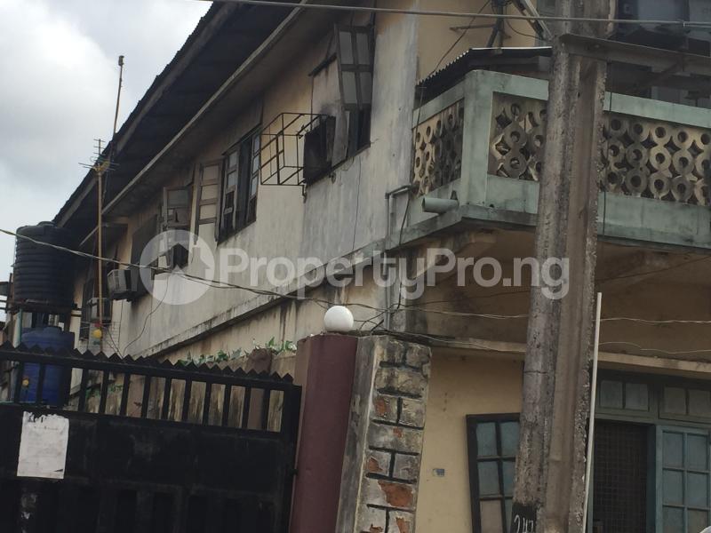 10 bedroom House for sale Ojelade Street Jibowu Yaba Jibowu Yaba Lagos
