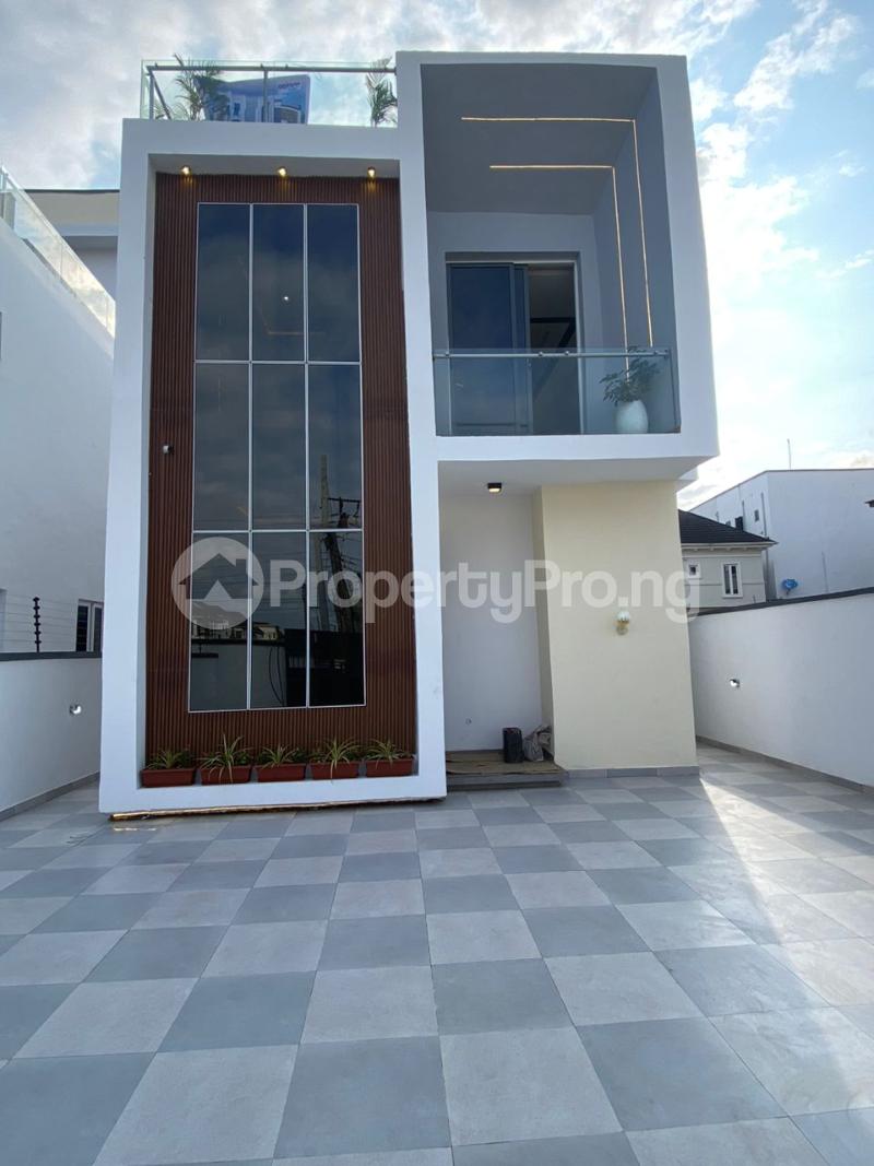 5 bedroom House for sale chevron Lekki Lagos