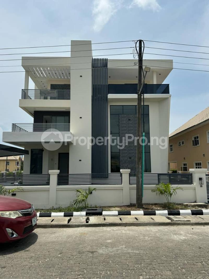 5 bedroom House for sale chevron Lekki Lagos