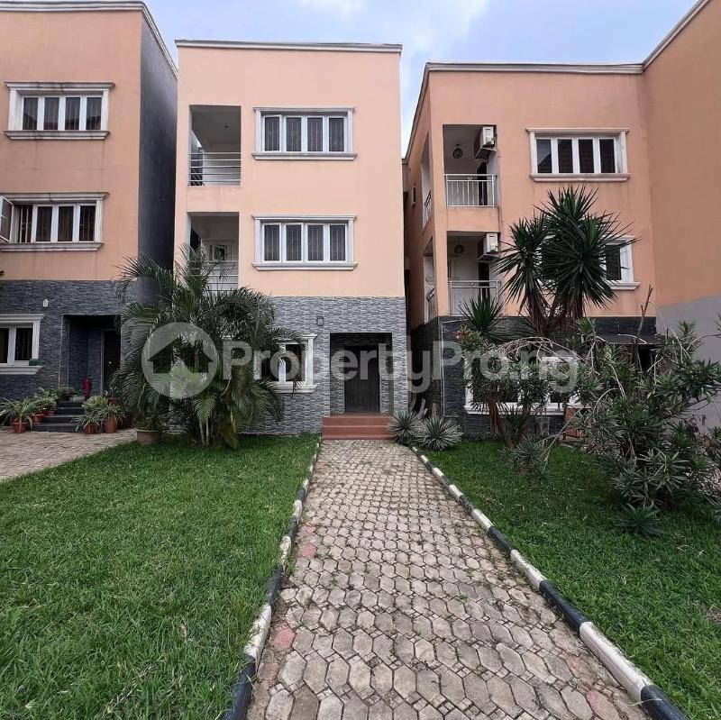 4 bedroom House for sale Life Camp Abuja