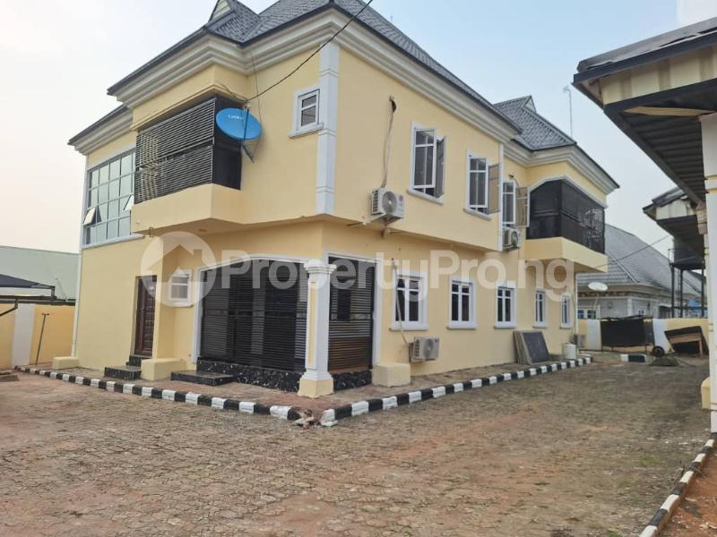 House for sale Ogunwonyi Gra, Central Edo