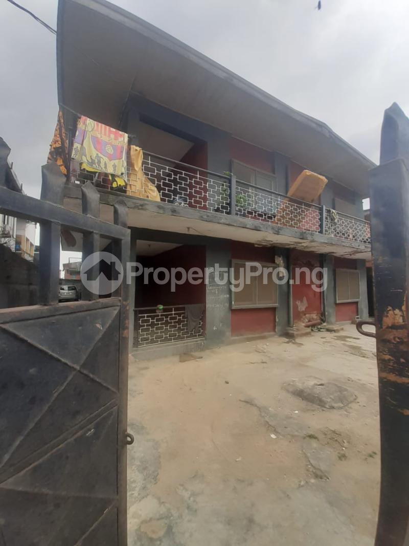3 bedroom Flat / Apartment for sale Mafoluku Oshodi Lagos