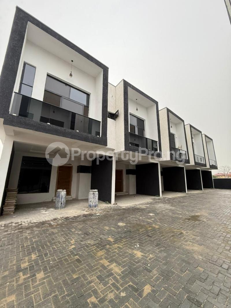 4 bedroom House for sale Ikota Lekki Lagos