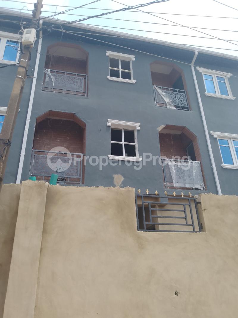Flat / Apartment for rent Shomolu Lagos