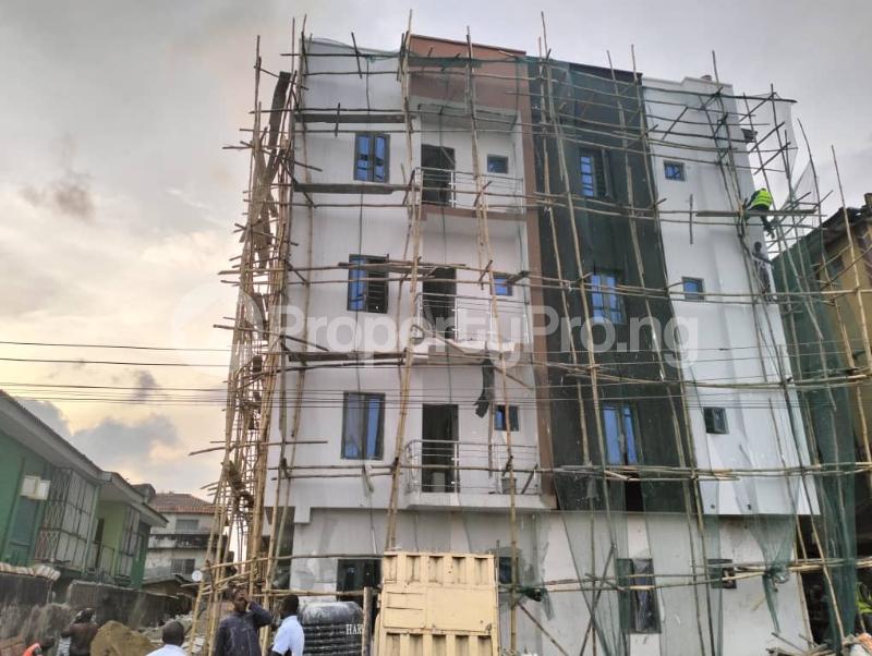 3 bedroom Flat / Apartment for sale Aguda Surulere Lagos