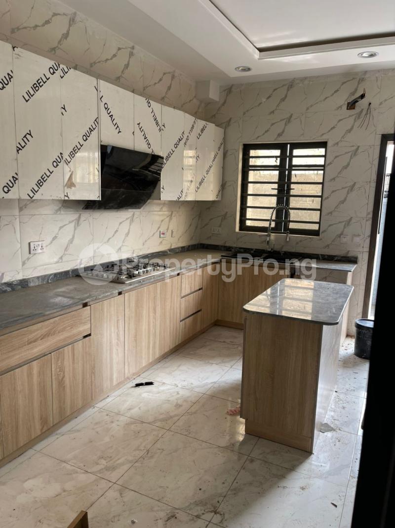 4 bedroom House for rent Maryland Lagos