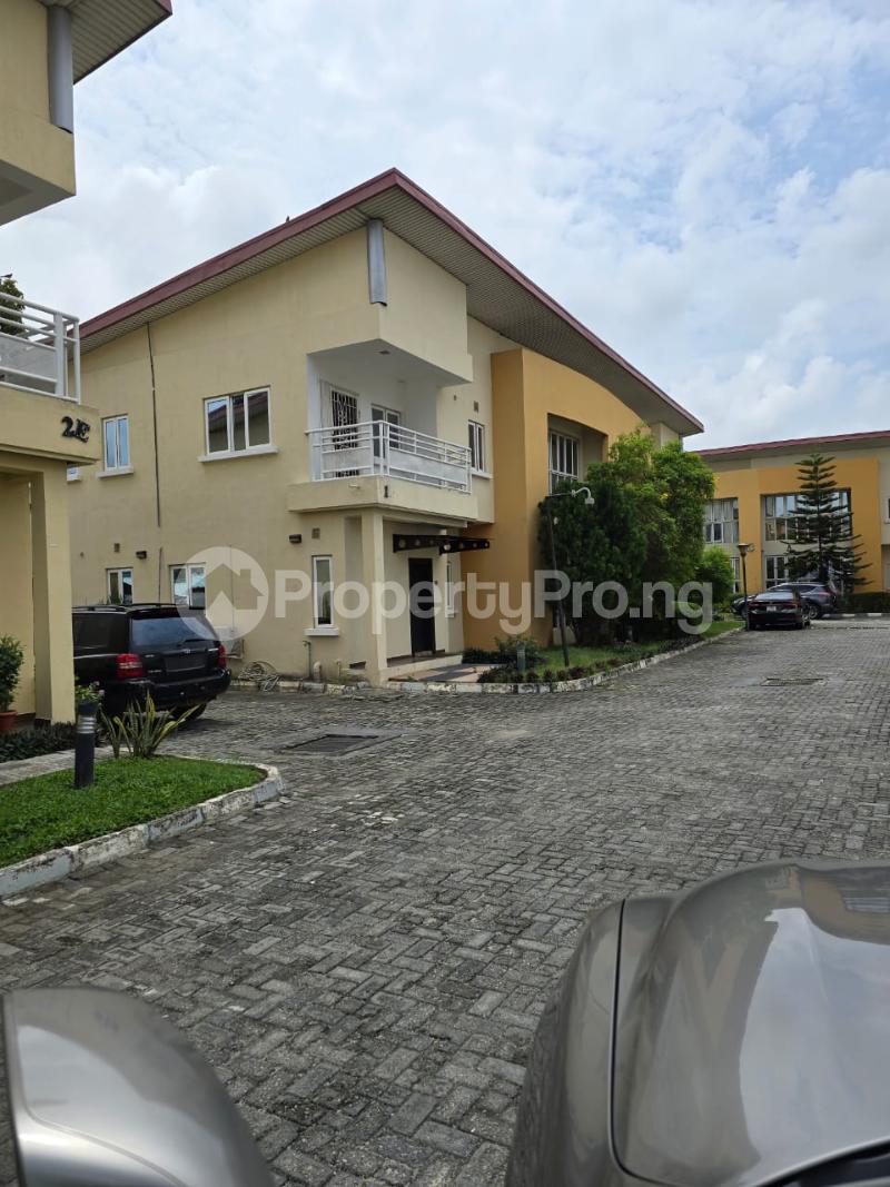 4 bedroom House for sale chevron Lekki Lagos