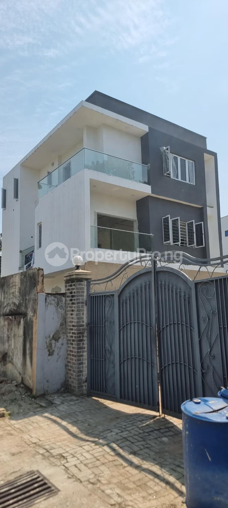 4 bedroom House for sale Adeniyi Jones Ikeja Lagos