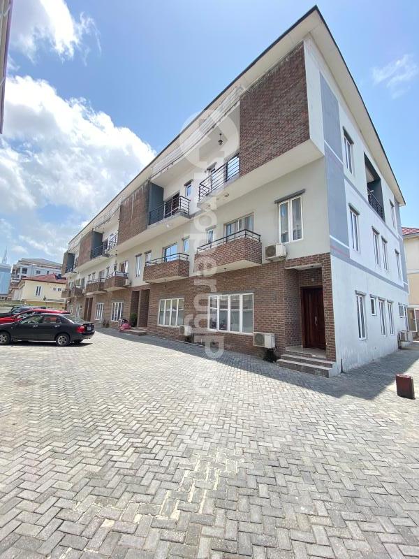 4 bedroom House for rent ONIRU Victoria Island Lagos