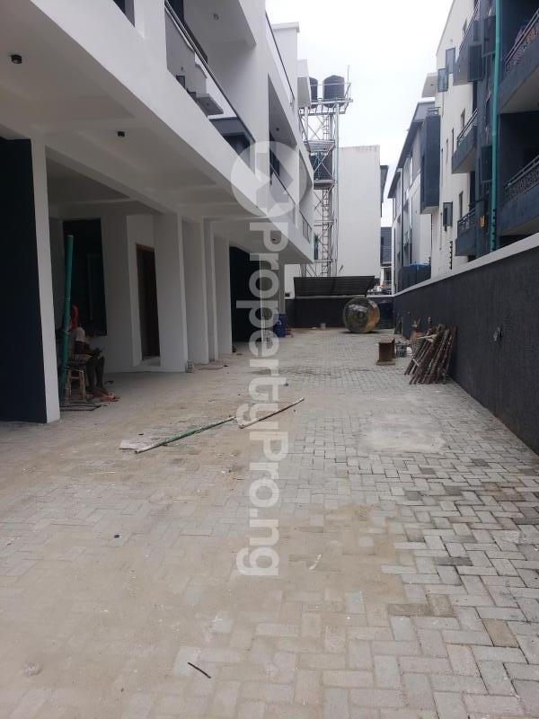 4 bedroom House for sale Ologolo Lekki Lagos
