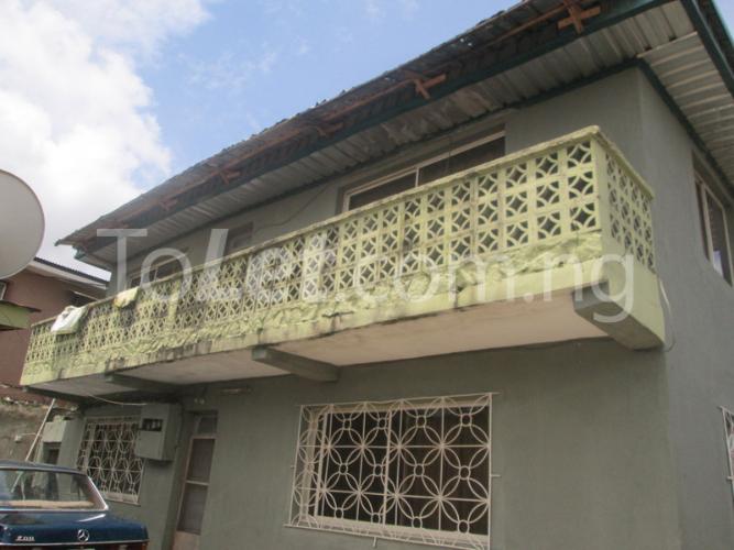 3 bedroom Flat / Apartment for rent Jubila Street, Off Afariogun Street Oshodi Expressway Oshodi Lagos
