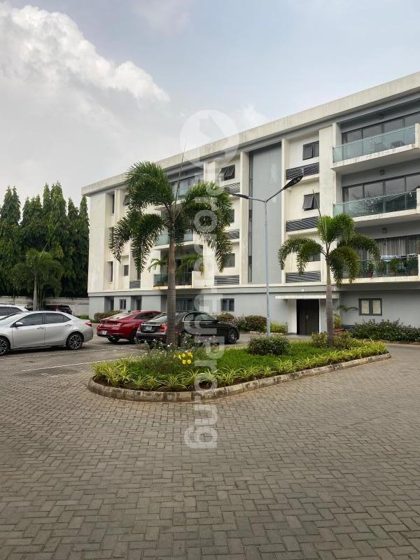 3 bedroom Flat / Apartment for rent Ikoyi , Old Ikoyi Lagos , In A Serene Environment Old Ikoyi Ikoyi Lagos
