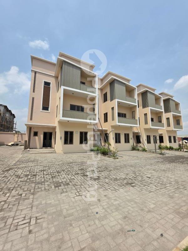 4 bedroom House for sale Gwarinpa Abuja