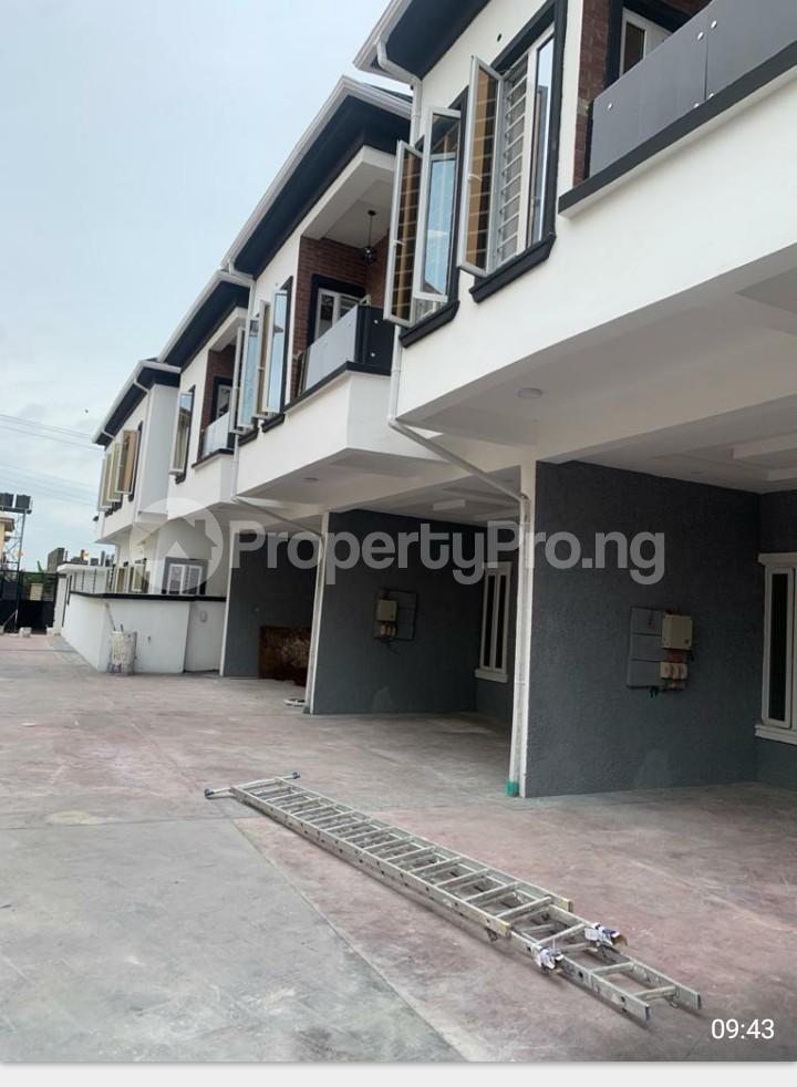 4 bedroom House for sale Orchid Road, Lekki Lekki Lagos